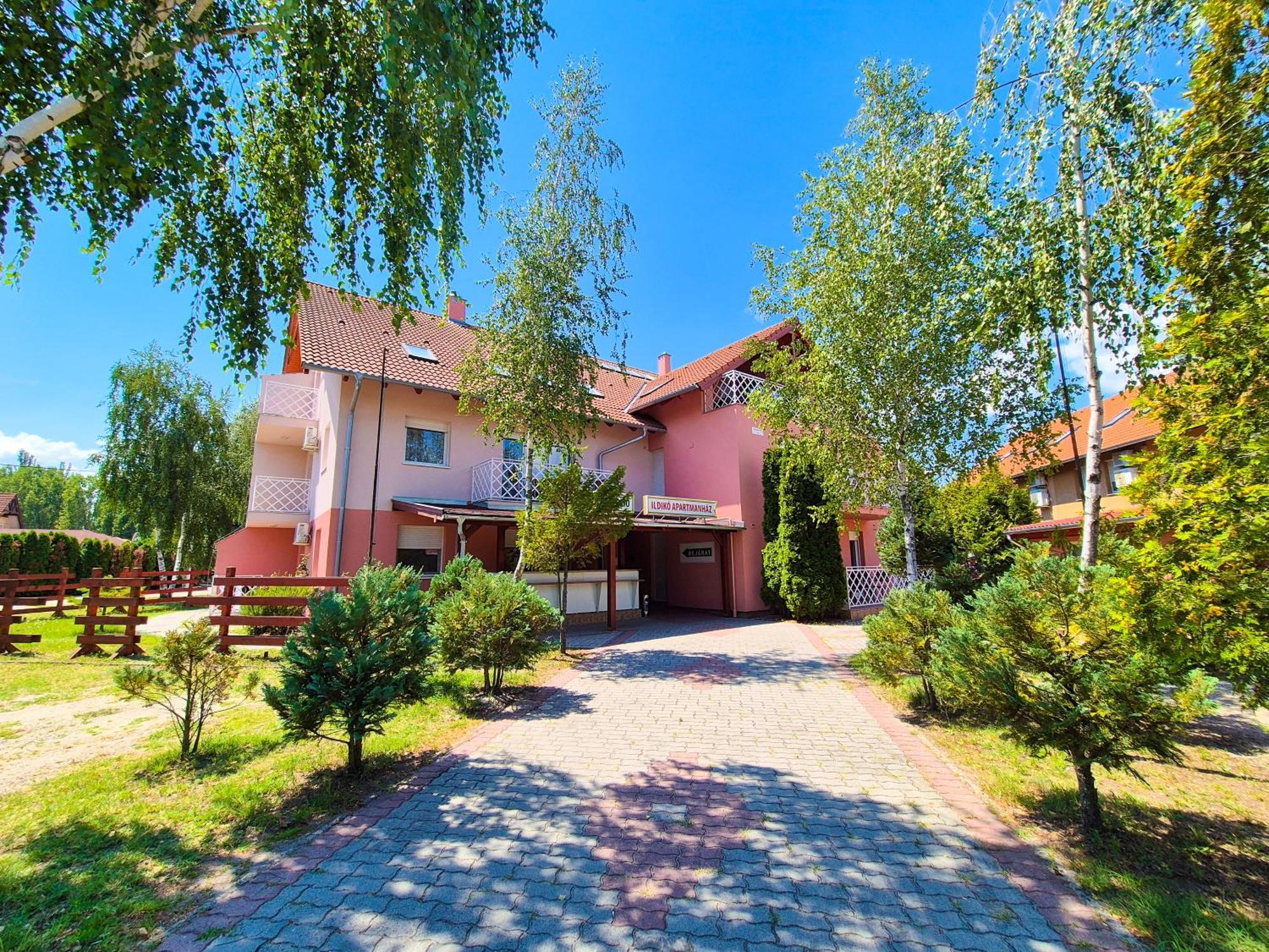 Ildiko Apartmanhaz Zamárdi Exterior foto